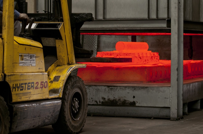 Procédé de traitements thermiques